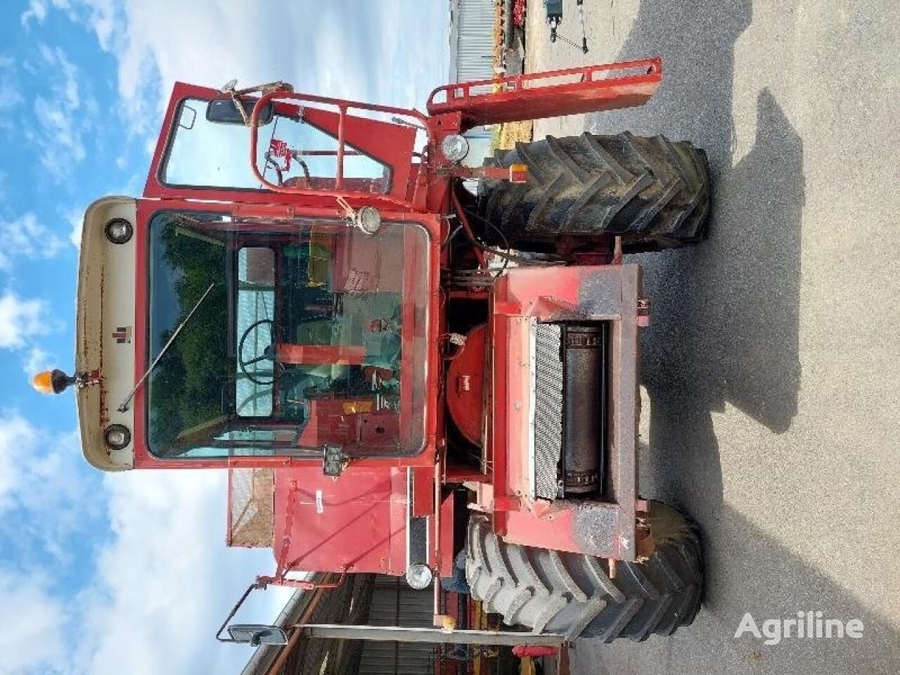 Moissonneuse-batteuse CASE IH 1460 - Photo 3