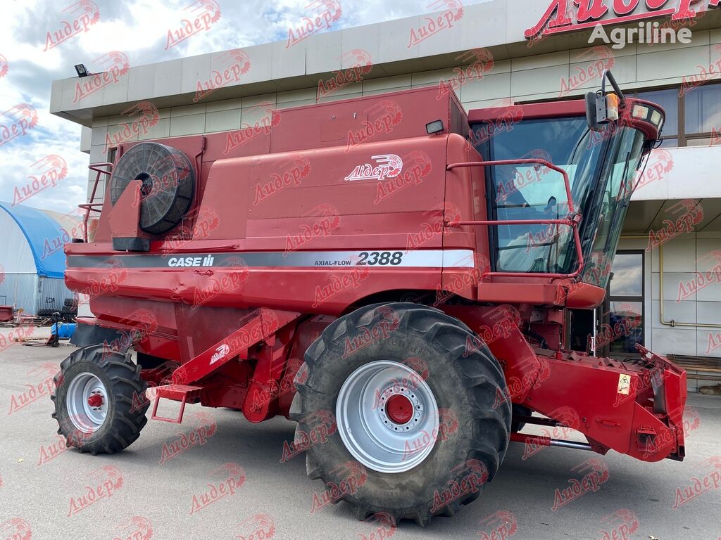 Moissonneuse-batteuse CASE IH 2388 - Photo 4