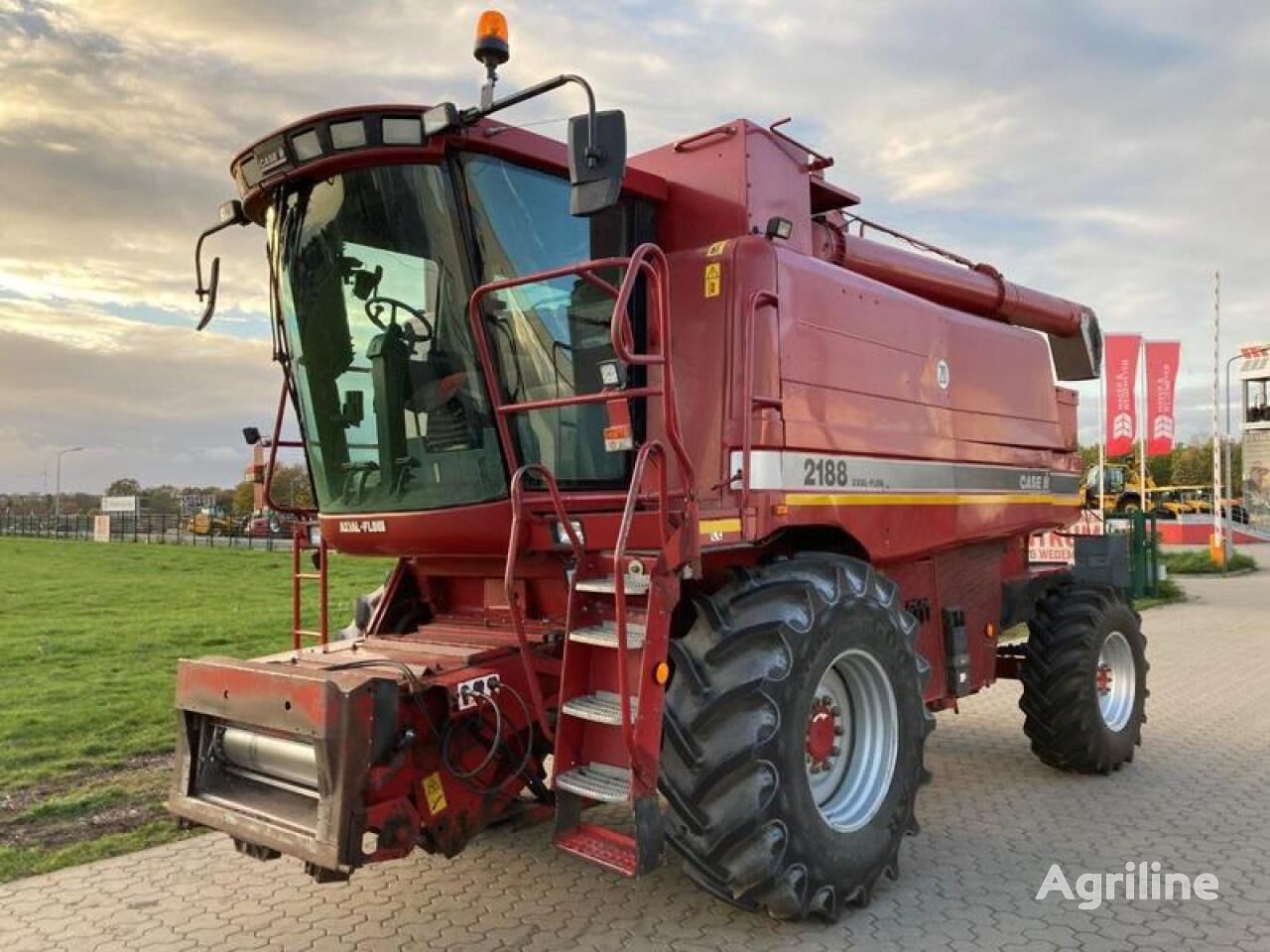 Moissonneuse-batteuse CASE IH AF 2188 SCHNEIDWERK + PFLUCKER