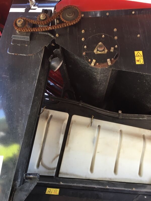 Moissonneuse-batteuse CASE IH AF 8120 - Photo 10