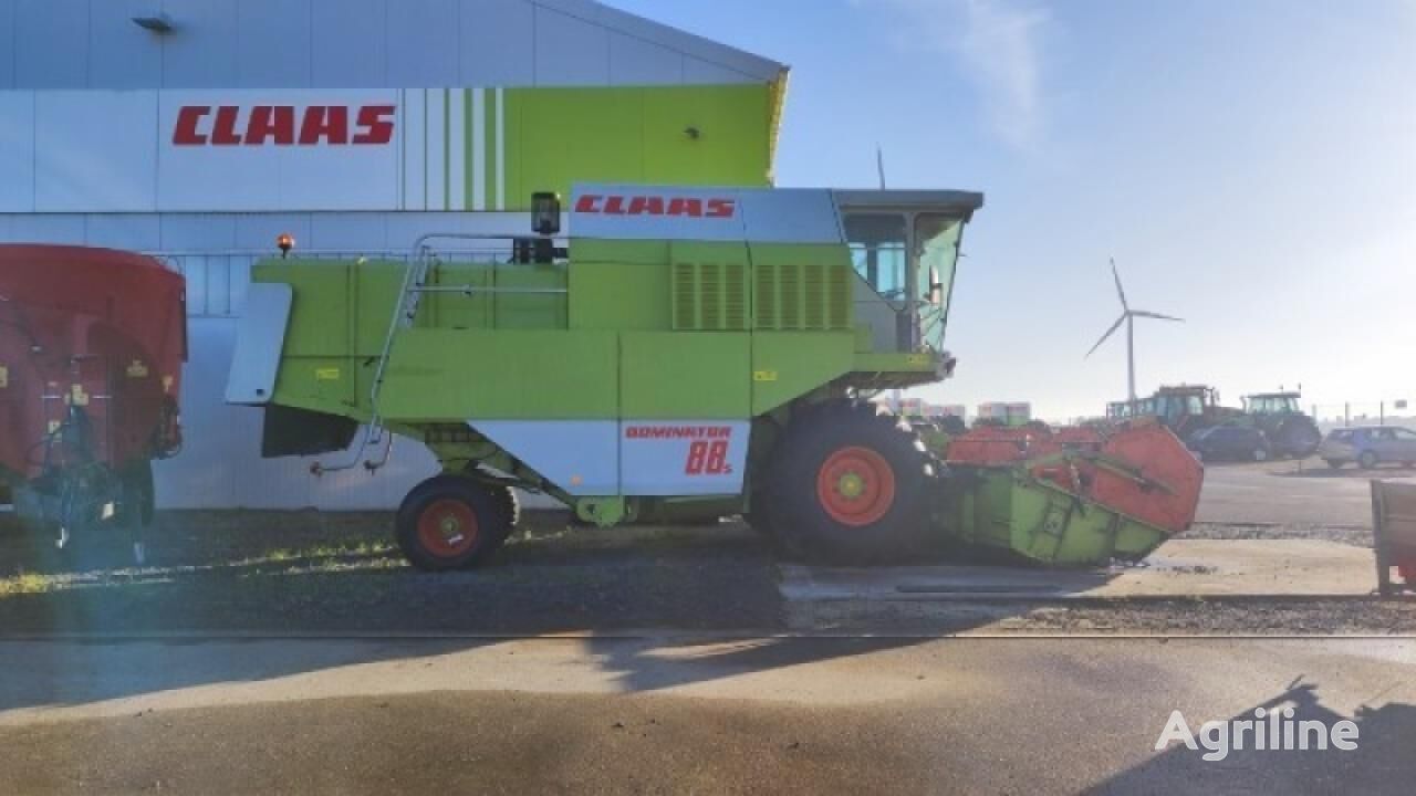 Moissonneuse-batteuse CLAAS dominator 88 spe
