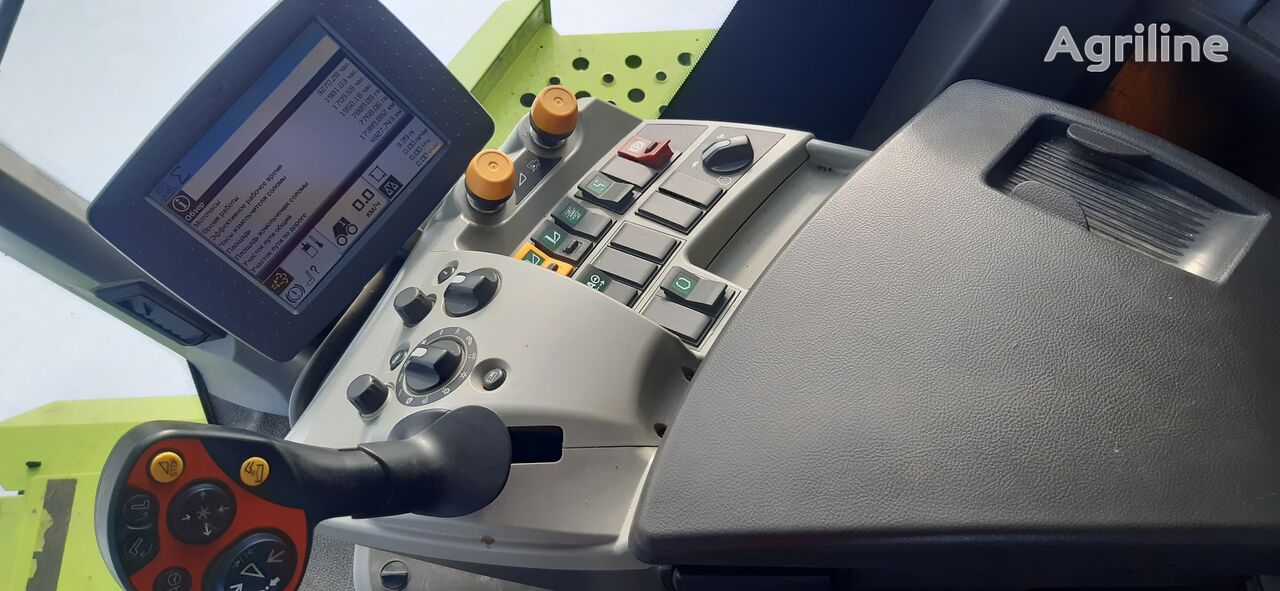 Moissonneuse-batteuse CLAAS Lexion 770 TT - Photo 9