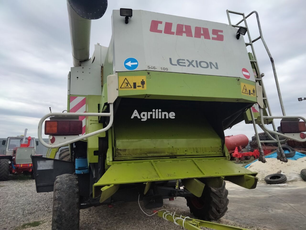 Moissonneuse-batteuse CLAAS Lexion 480 - Photo 4