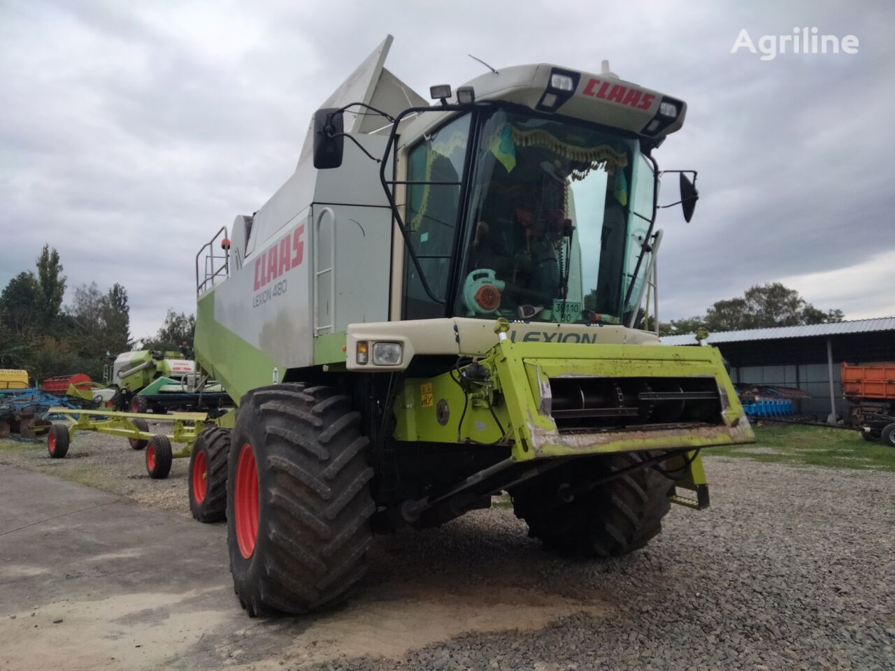 Moissonneuse-batteuse CLAAS Lexion 480 - Photo 7