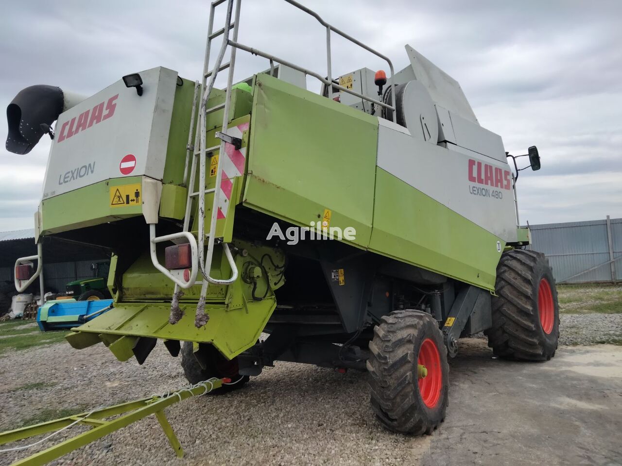 Moissonneuse-batteuse CLAAS Lexion 480 - Photo 9