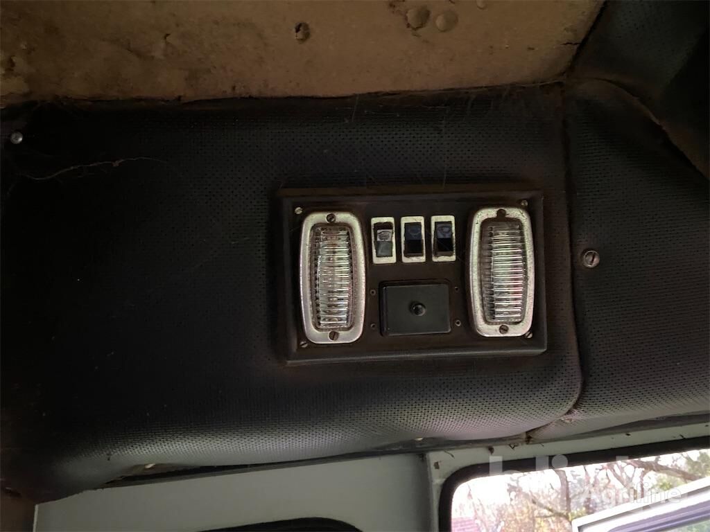 Moissonneuse-batteuse CLAAS Dominator 56 en vente aux enchères - Photo 53