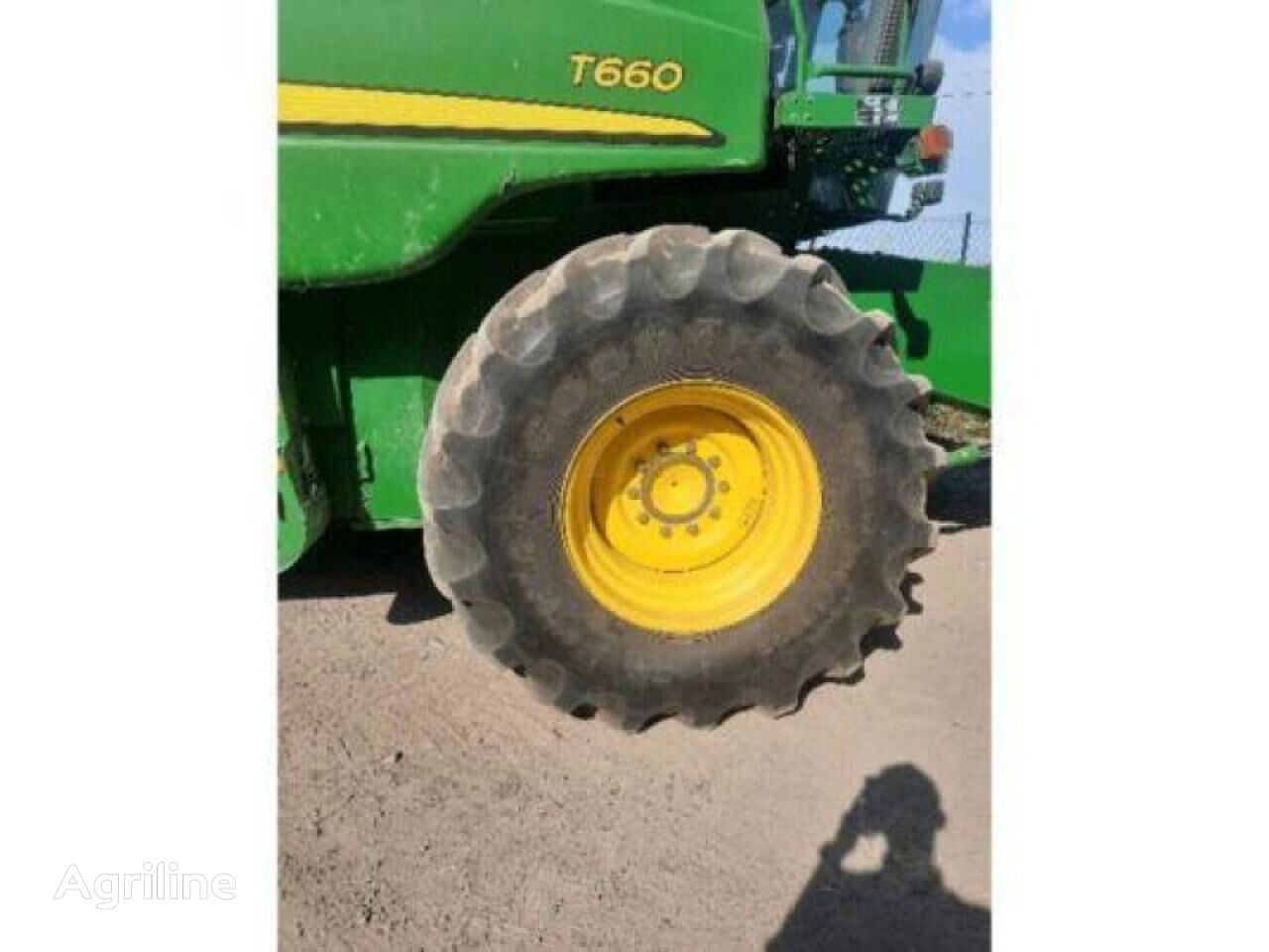 Moissonneuse-batteuse JOHN DEERE t660 - Photo 6