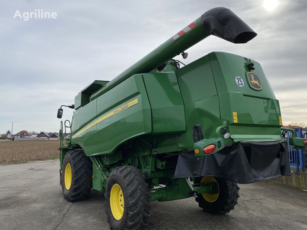 Moissonneuse-batteuse JOHN DEERE W 540 Hill/Master endommagee - Photo 6