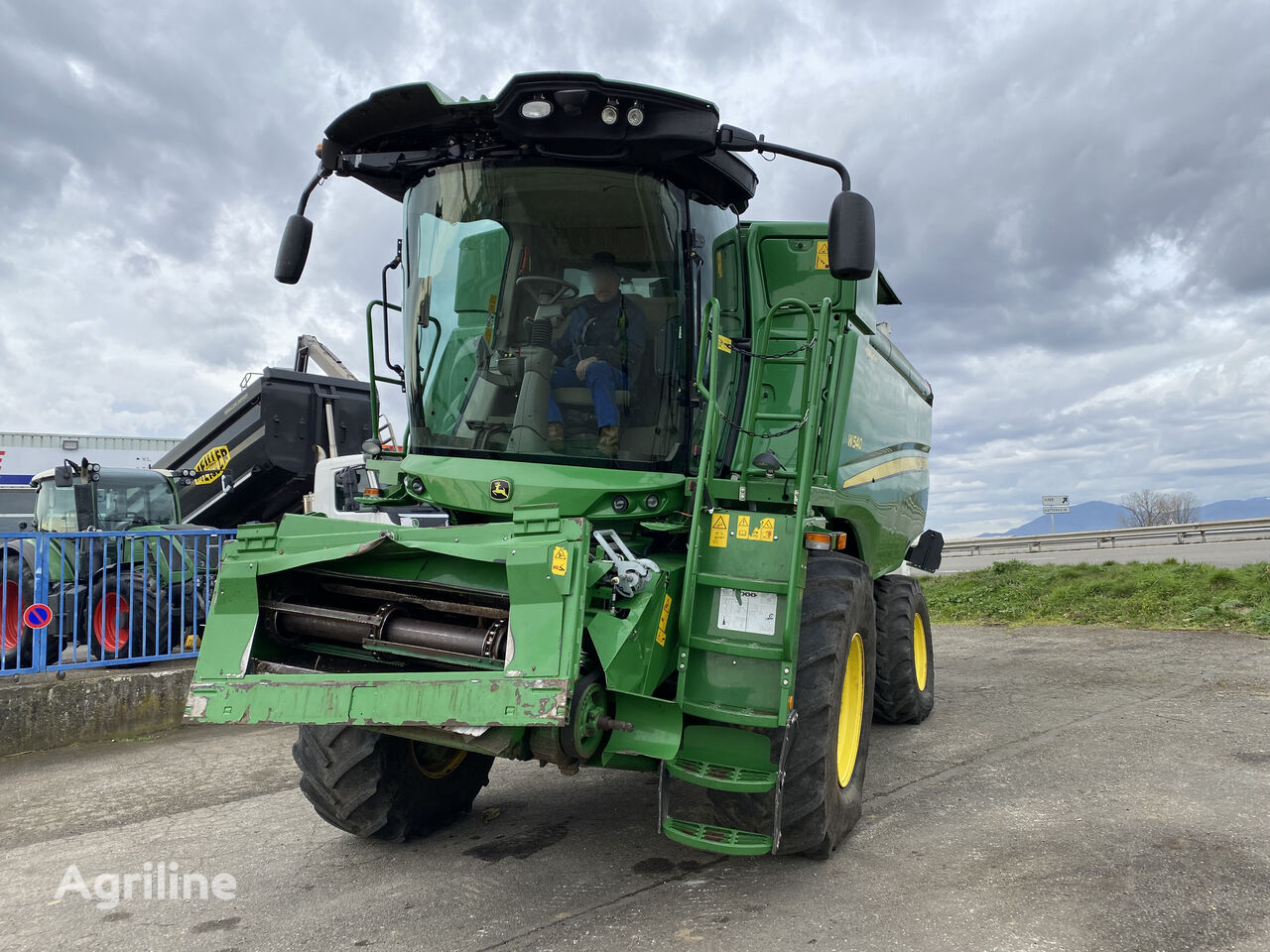 Moissonneuse-batteuse JOHN DEERE W 540 Hill/Master endommagee - Photo 52