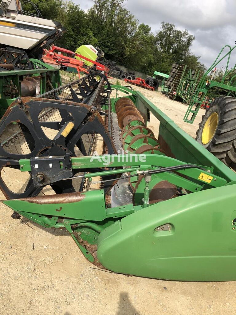 Moissonneuse-batteuse JOHN DEERE c 670 - Photo 9