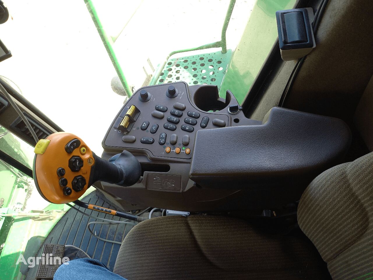 Moissonneuse-batteuse JOHN DEERE 9660i - Photo 6