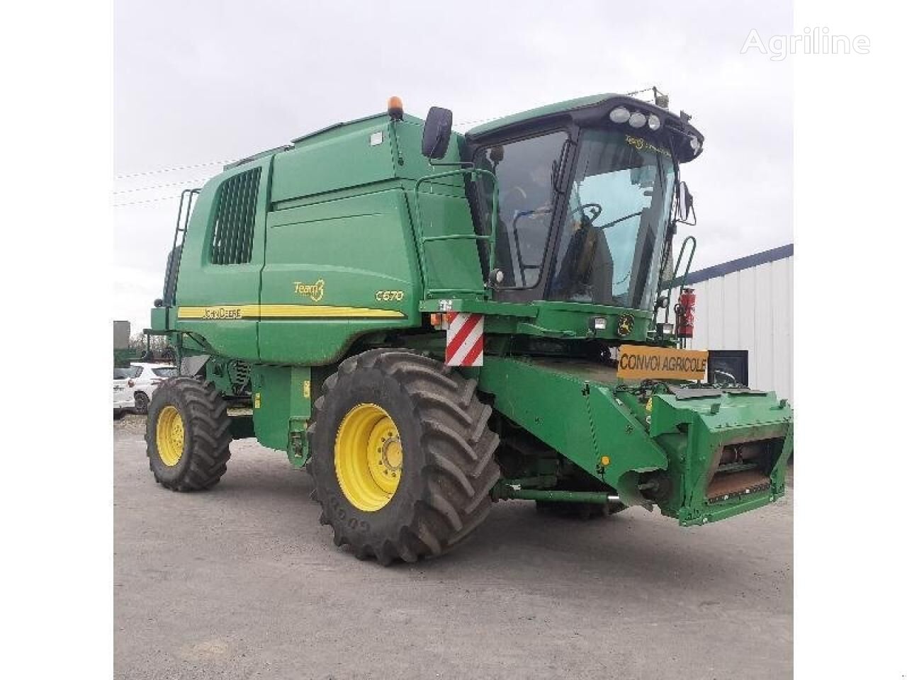 Moissonneuse-batteuse JOHN DEERE c 670 - Photo 2