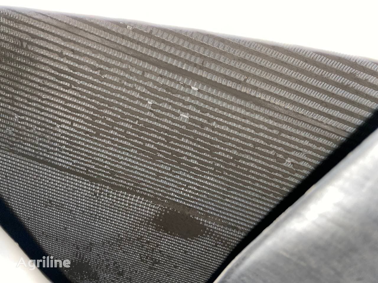 Moissonneuse-batteuse JOHN DEERE T670i - Photo 11