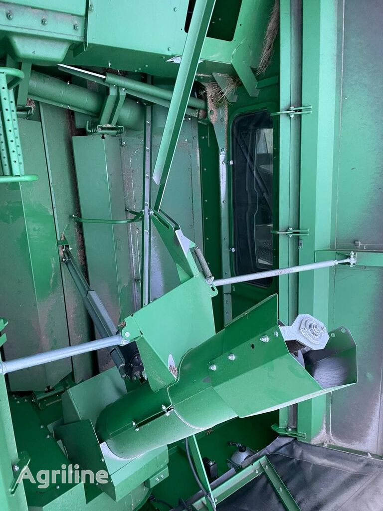 Moissonneuse-batteuse JOHN DEERE T670i - Photo 6