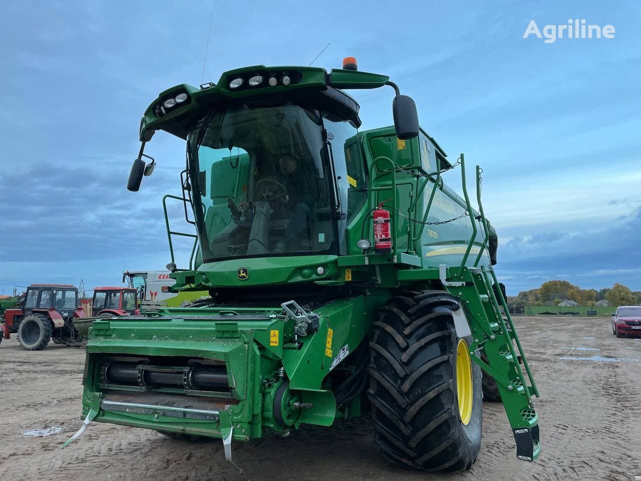 Moissonneuse-batteuse JOHN DEERE T670i - Photo 52