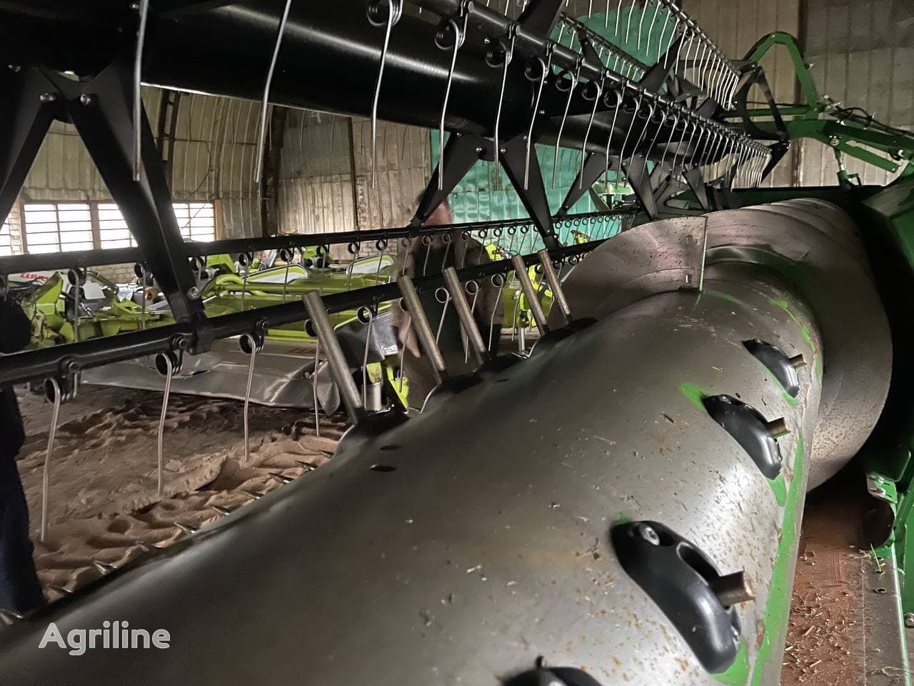 Moissonneuse-batteuse JOHN DEERE T670i - Photo 68