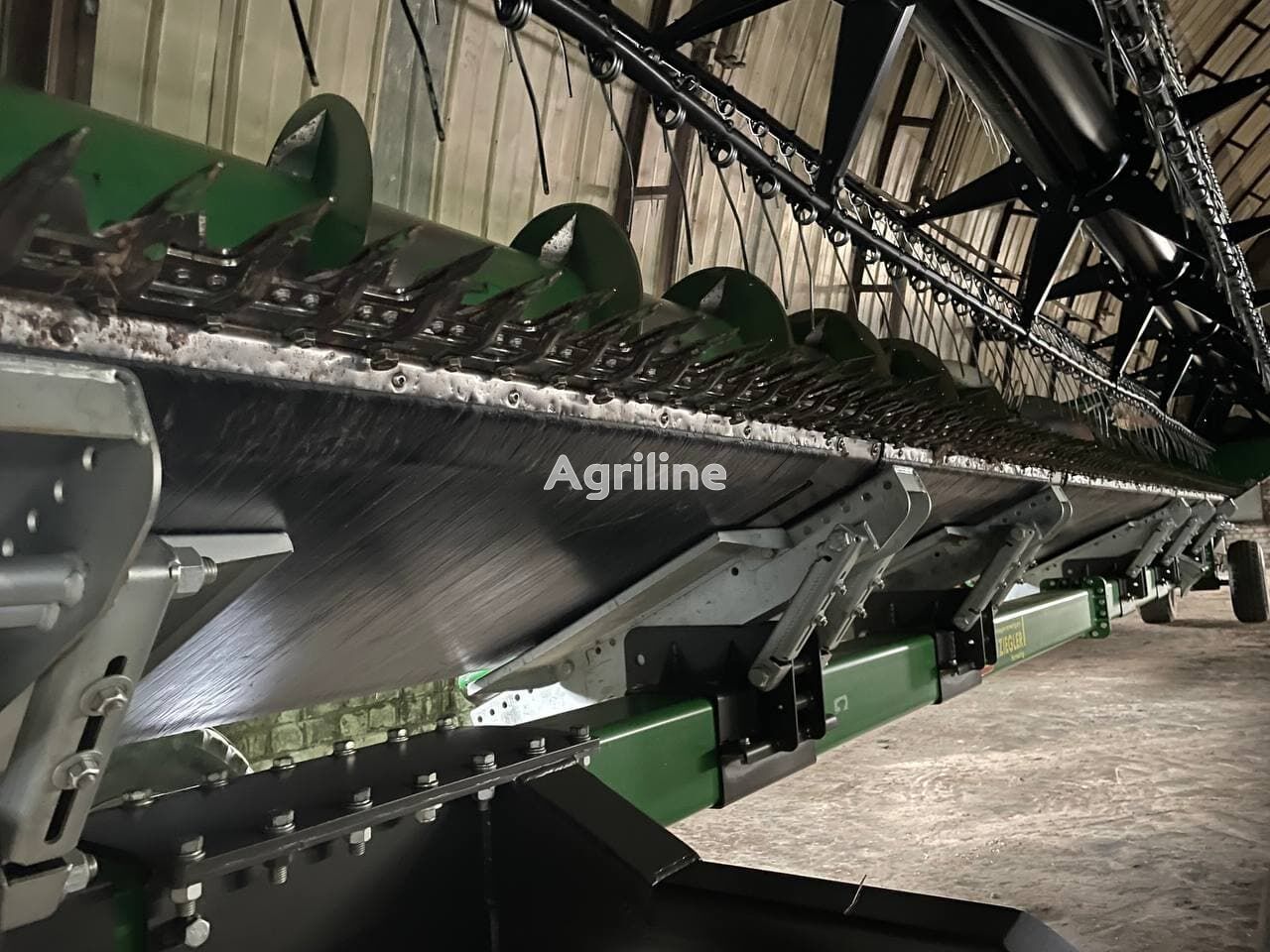 Moissonneuse-batteuse JOHN DEERE T670i - Photo 76