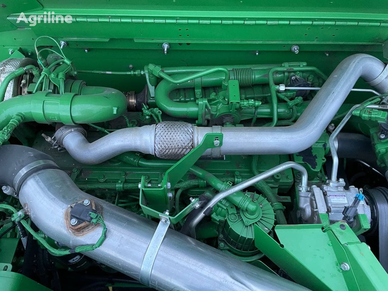 Moissonneuse-batteuse JOHN DEERE T670i - Photo 10