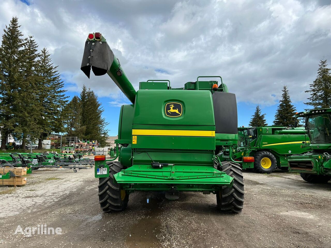 Moissonneuse-batteuse JOHN DEERE T670 - Photo 7