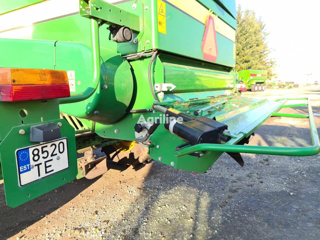 Moissonneuse-batteuse JOHN DEERE W650 - Photo 26