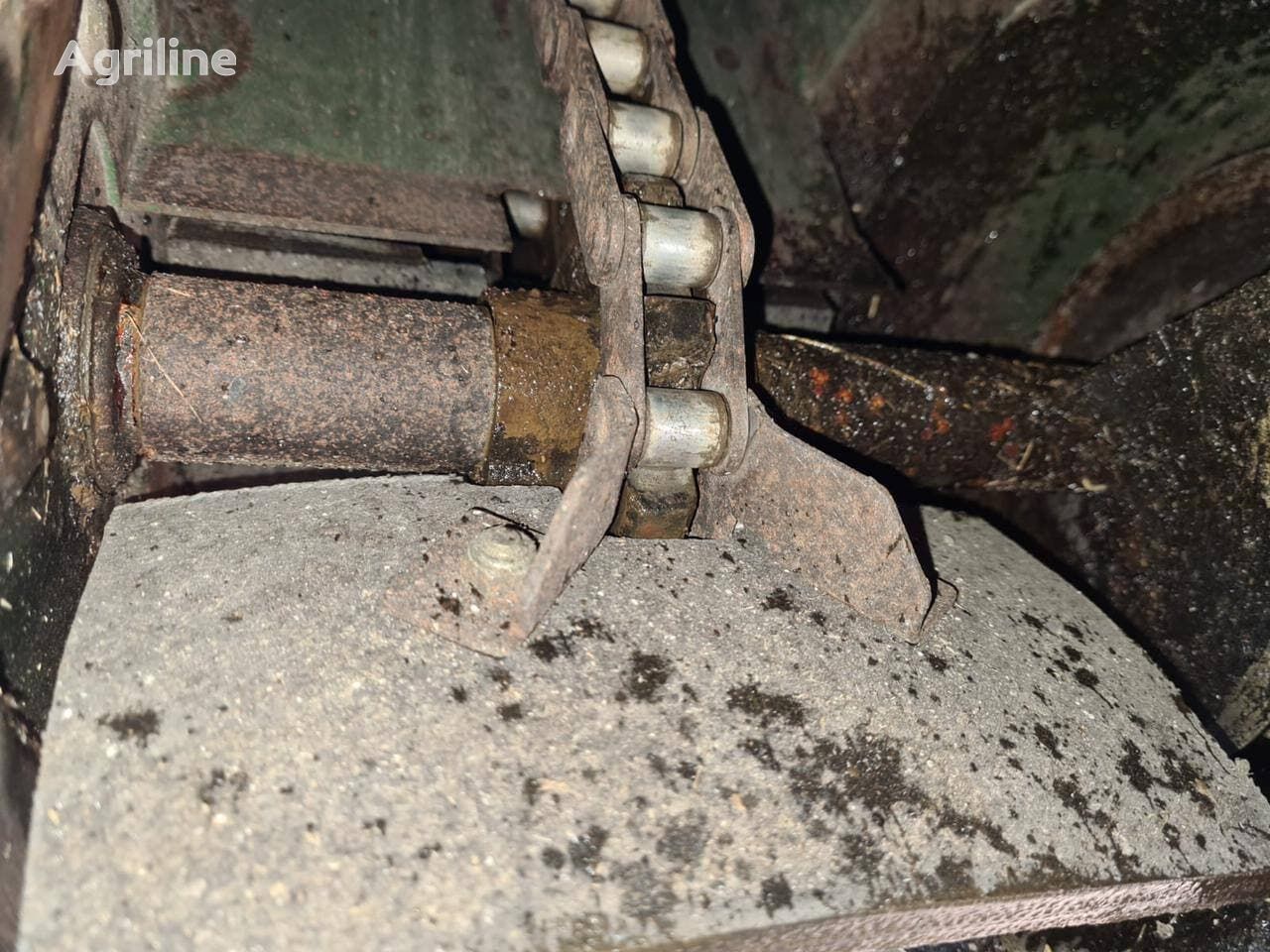 Moissonneuse-batteuse JOHN DEERE W650 - Photo 32