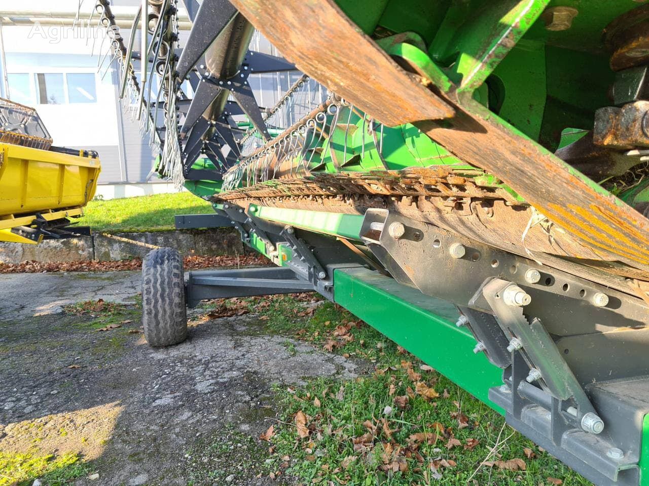 Moissonneuse-batteuse JOHN DEERE W650 - Photo 39