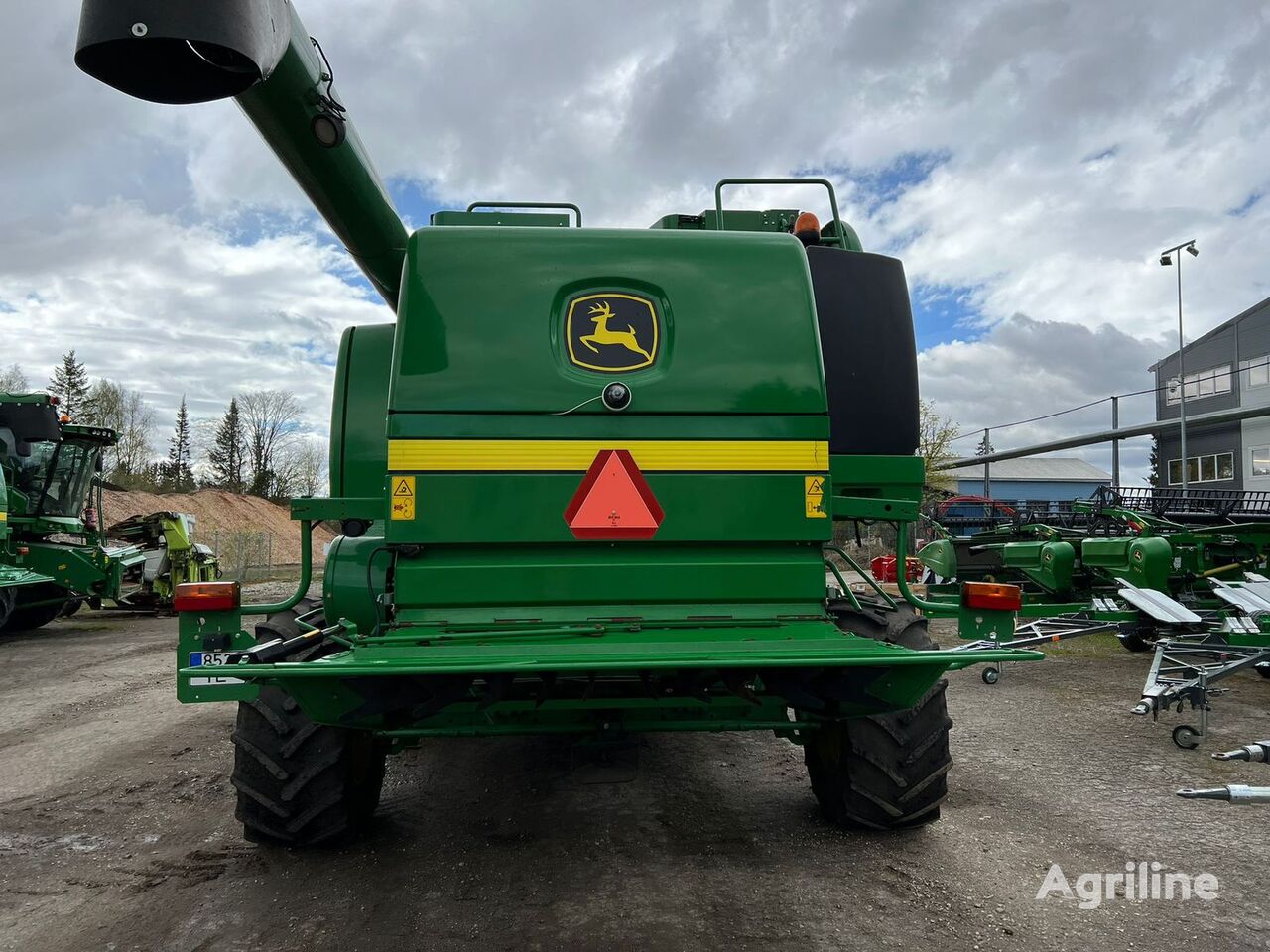 Moissonneuse-batteuse JOHN DEERE W650 - Photo 5