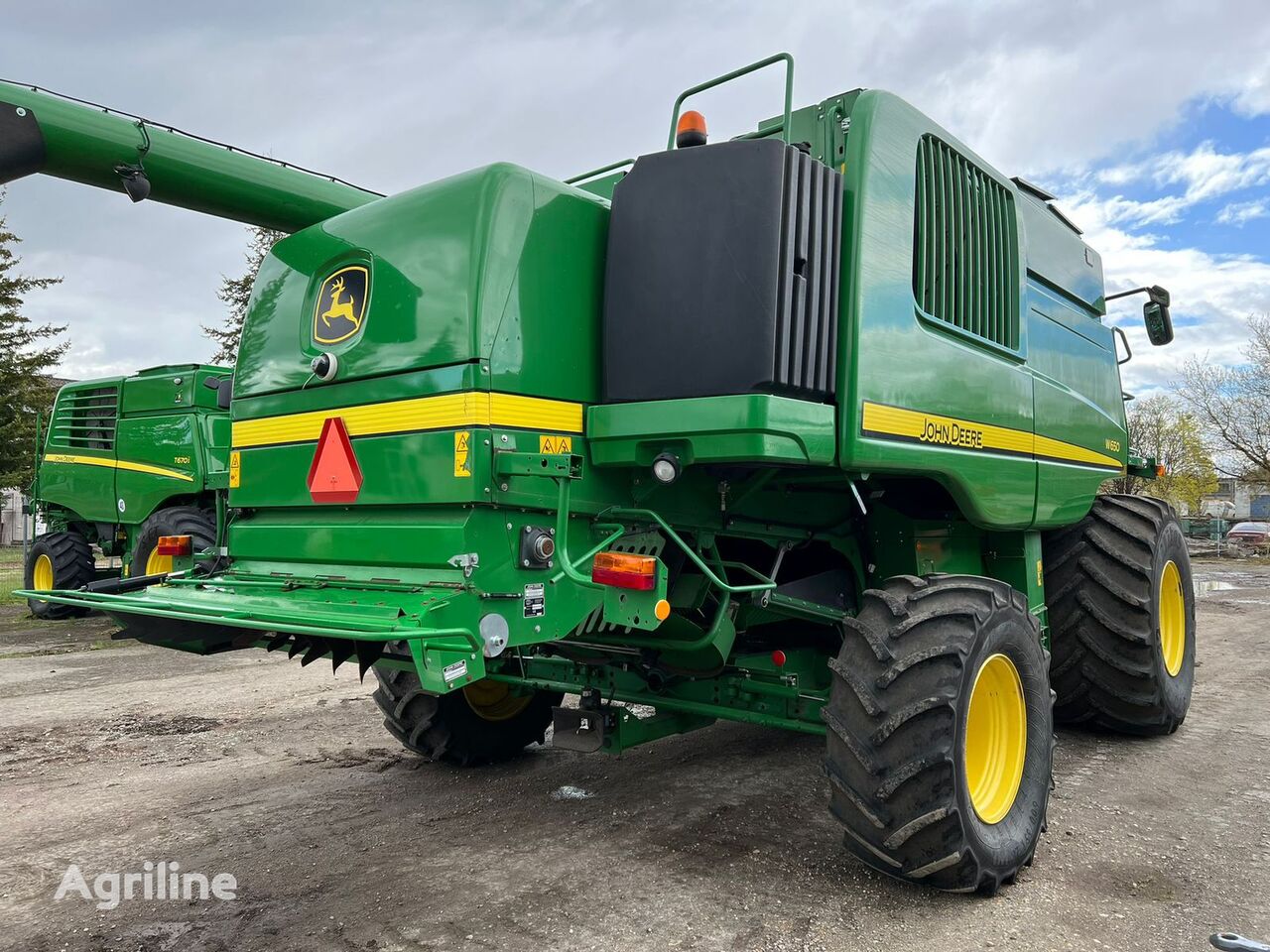 Moissonneuse-batteuse JOHN DEERE W650 - Photo 6