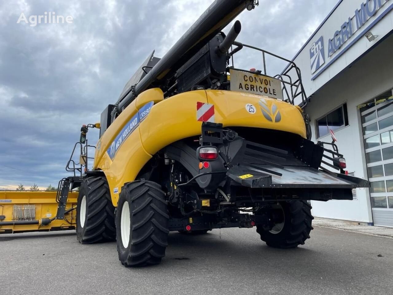 Moissonneuse-batteuse NEW HOLLAND cr 9.90 - Photo 6