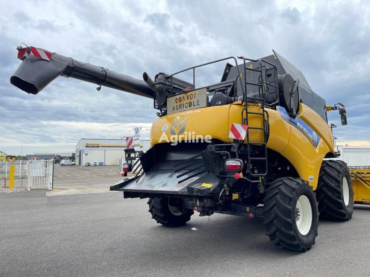 Moissonneuse-batteuse NEW HOLLAND cr 9.90 - Photo 7