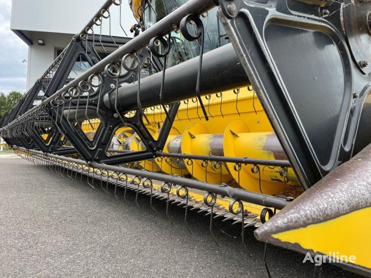 Moissonneuse-batteuse NEW HOLLAND cr 9.90 - Photo 8