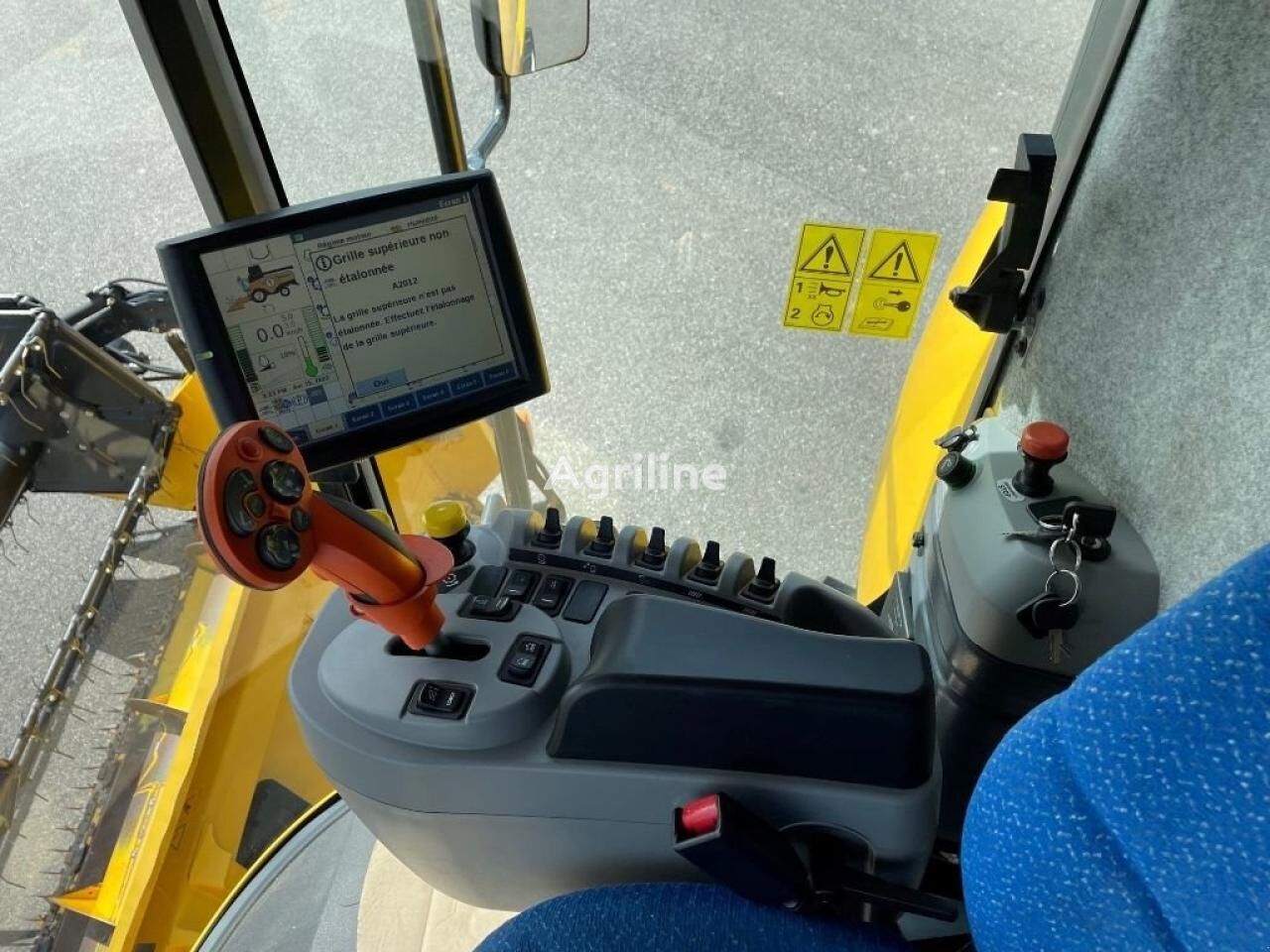 Moissonneuse-batteuse NEW HOLLAND cx 5090 - Photo 9