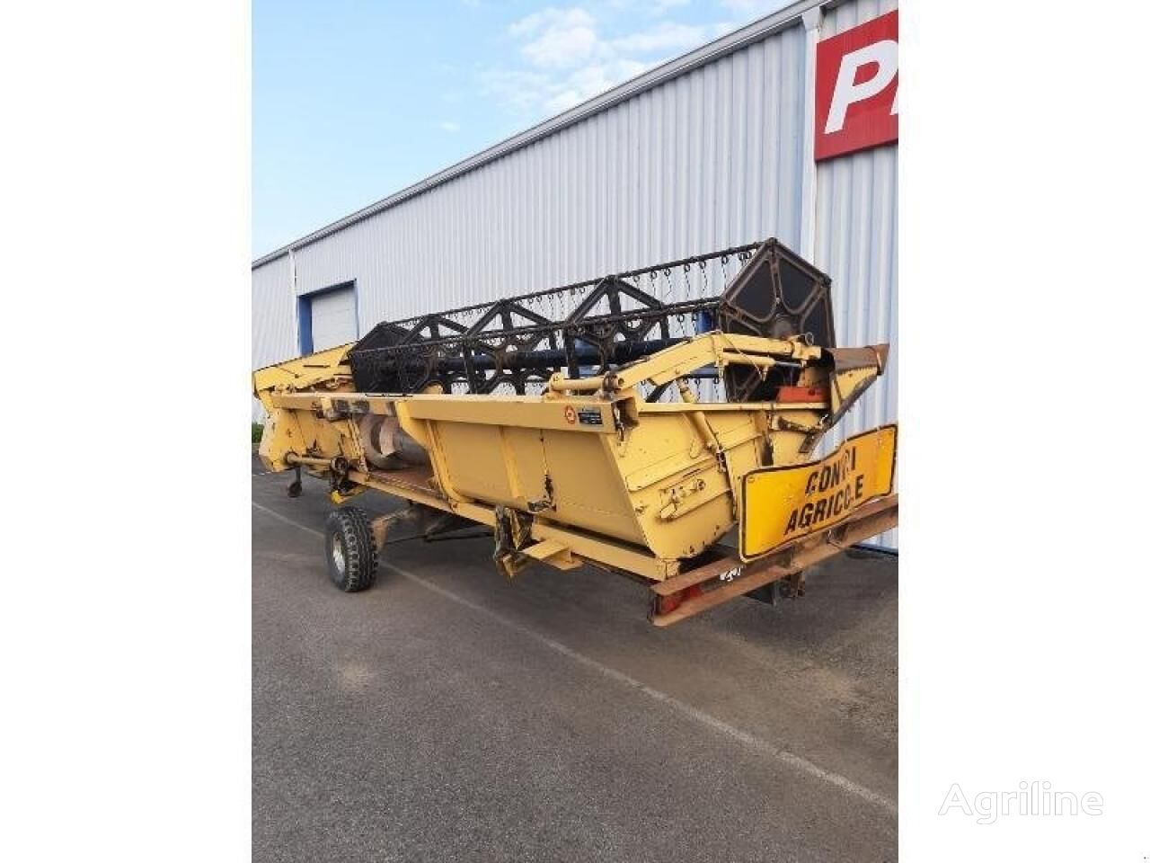 Moissonneuse-batteuse NEW HOLLAND tx68 - Photo 5