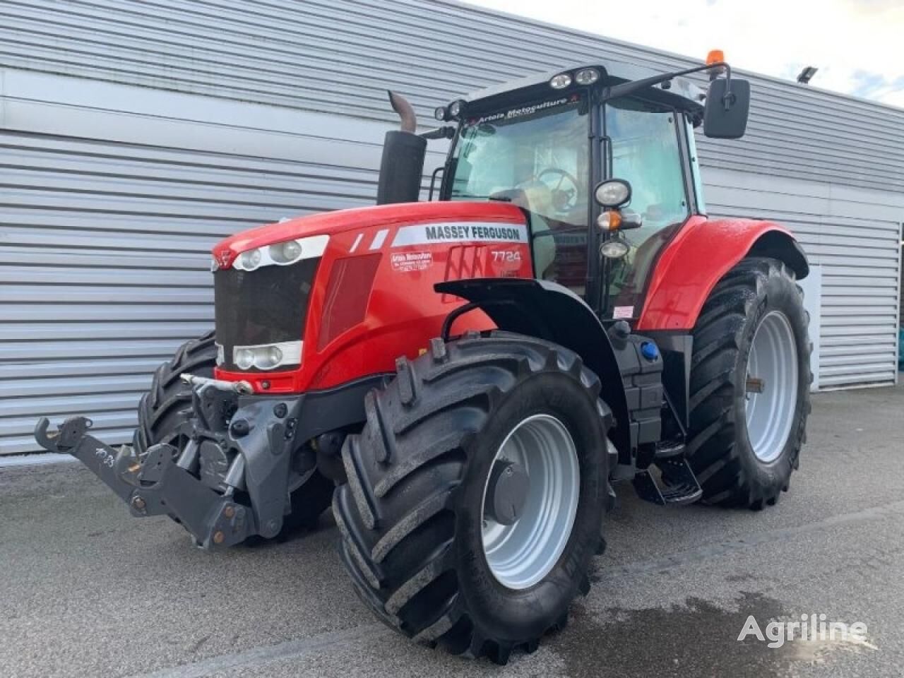 Tracteur a roues MASSEY FERGUSON 7724 eff d6