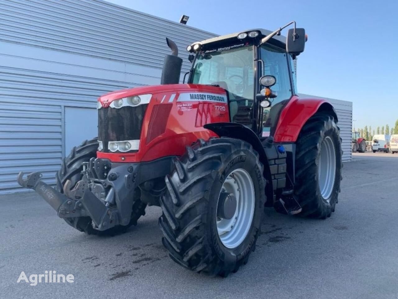 Tracteur a roues MASSEY FERGUSON 7720 eff
