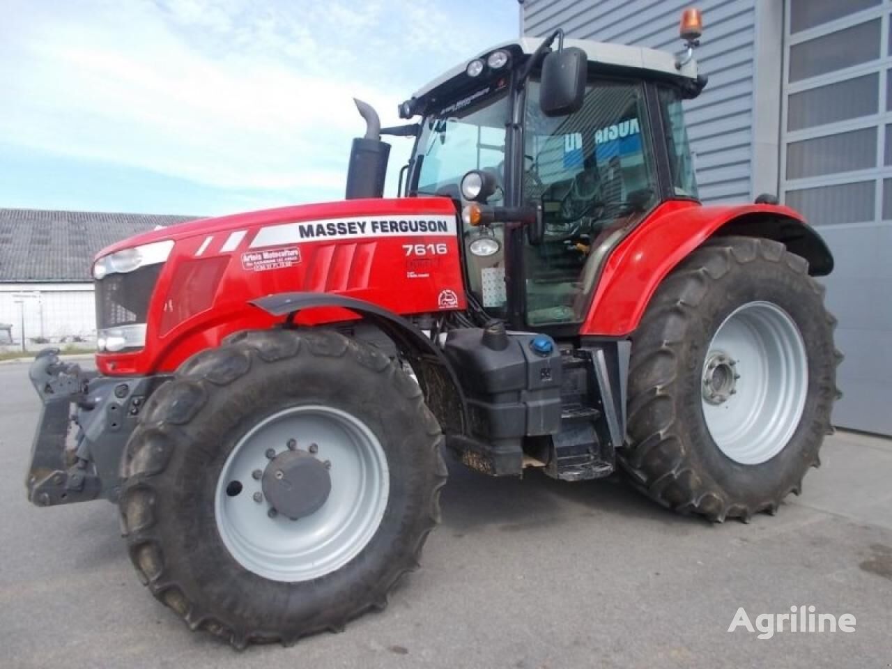 Tracteur a roues MASSEY FERGUSON 7616 exc dvt